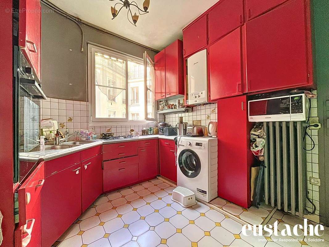 Appartement à PARIS-10E