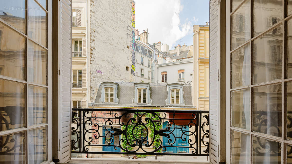 Appartement à PARIS-9E