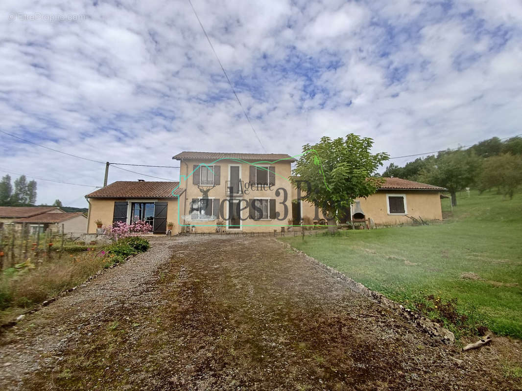 Maison à SAINTE-CROIX-VOLVESTRE