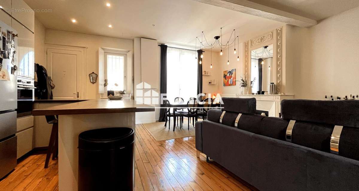 Appartement à BORDEAUX