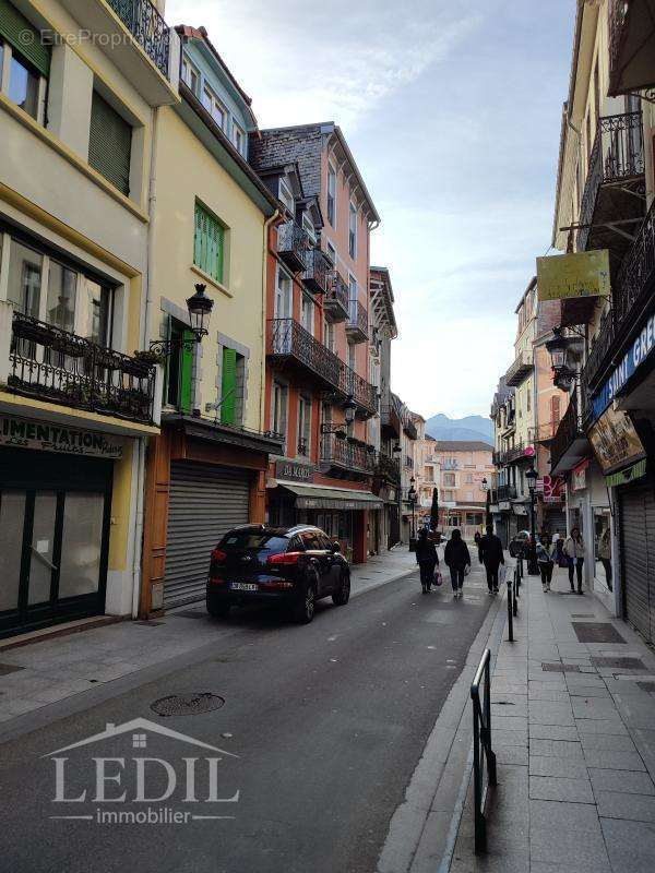 Commerce à LOURDES