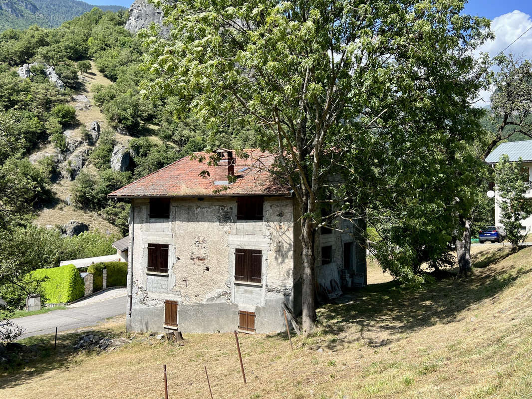 Maison à MOUTIERS