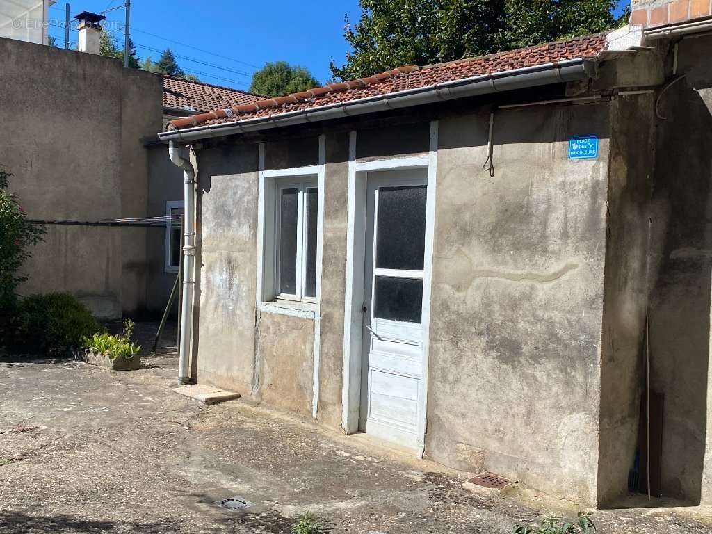 Appartement à SAINT-ETIENNE