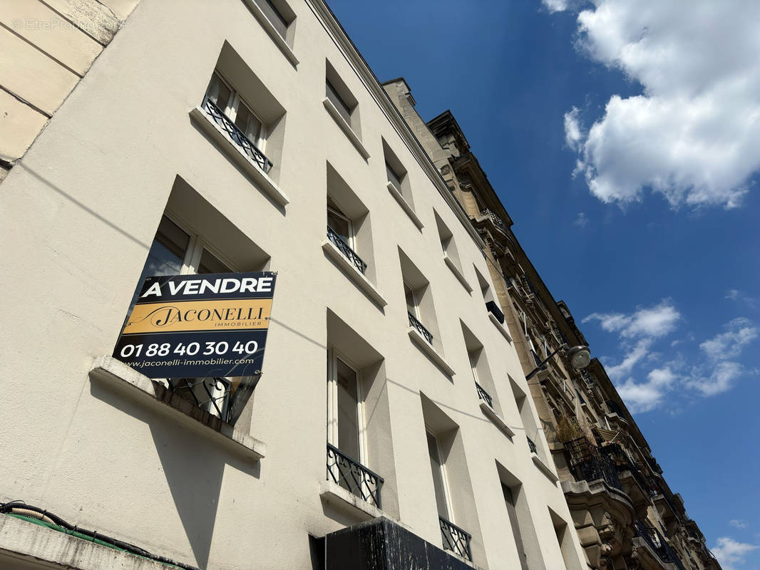 Appartement à PARIS-12E