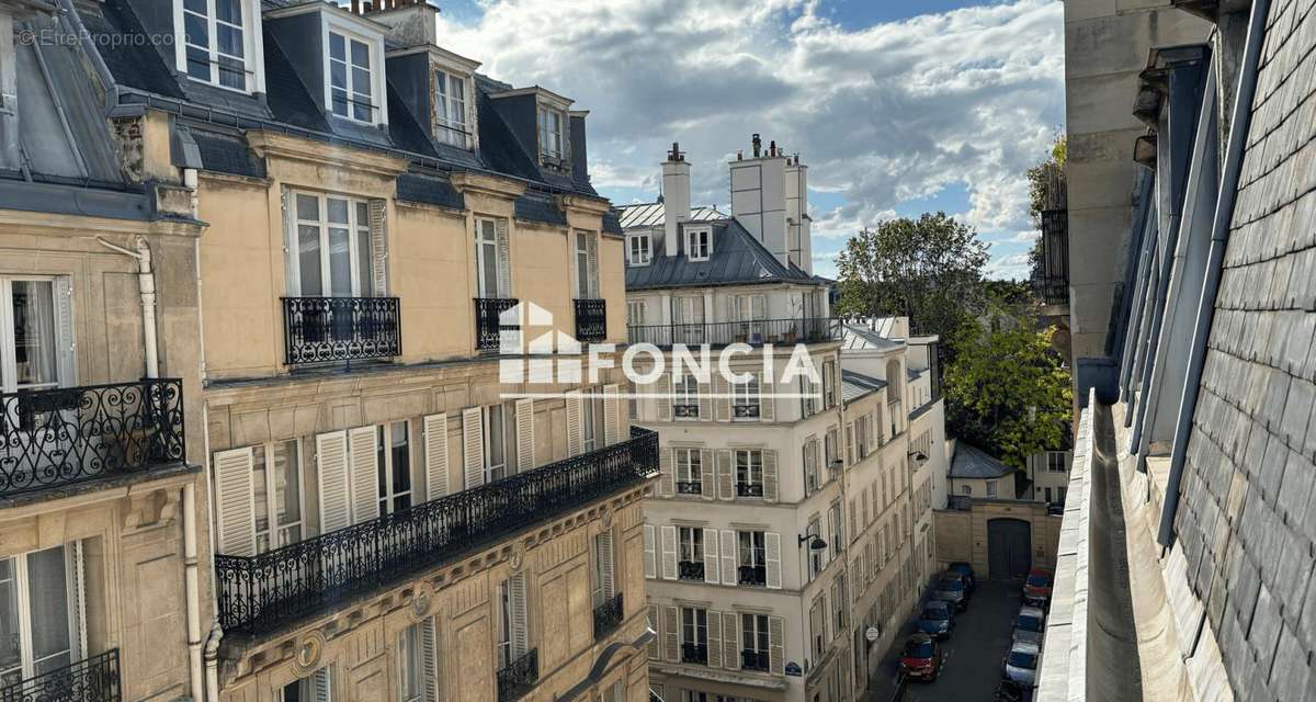 Appartement à PARIS-7E