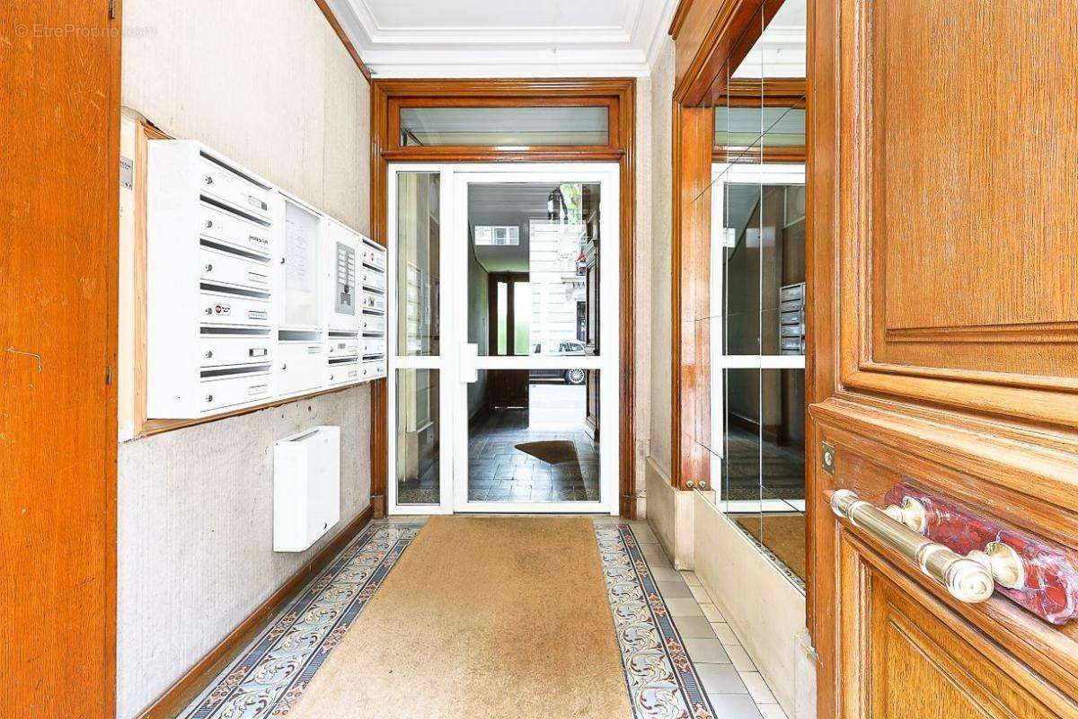 Appartement à PARIS-12E