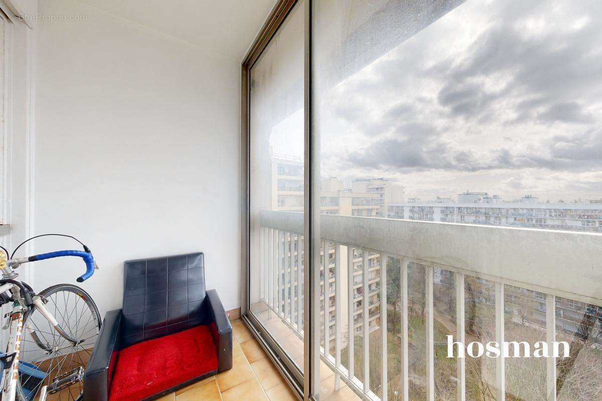 Appartement à PARIS-19E