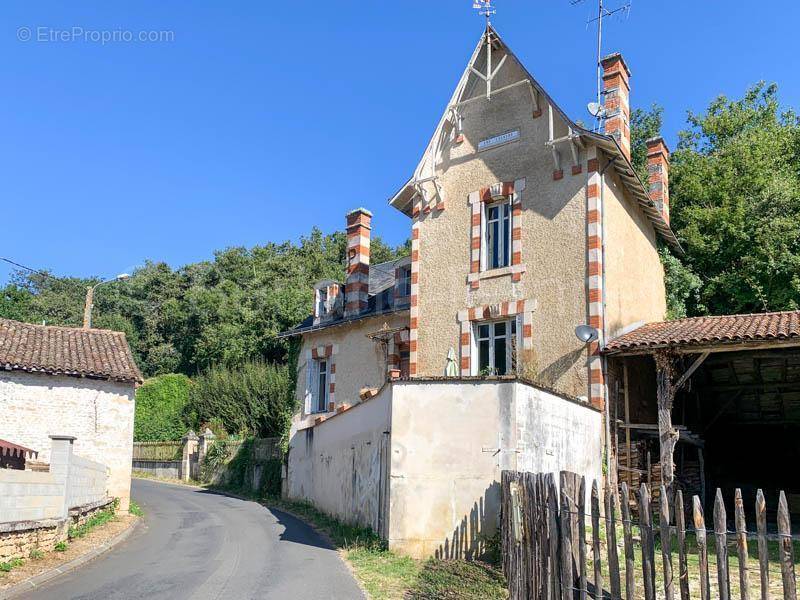 Maison à CIVRAY