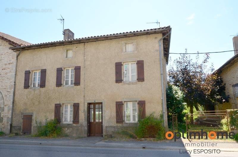 Maison à CUSSAC