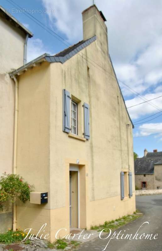 Maison à CHEMERE-LE-ROI