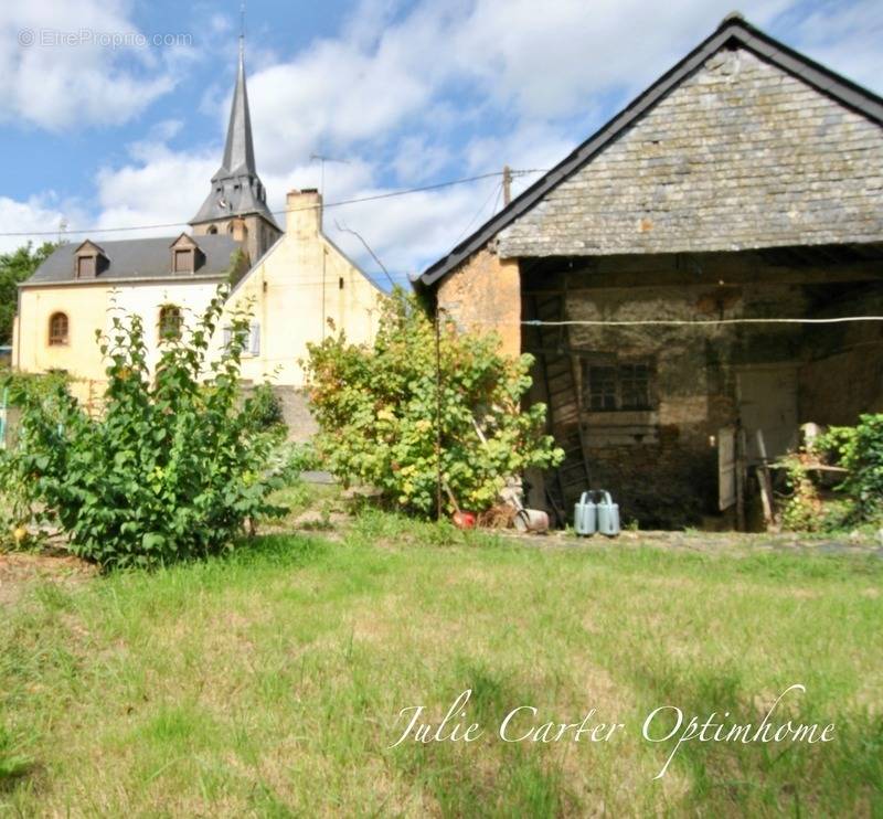 Maison à CHEMERE-LE-ROI