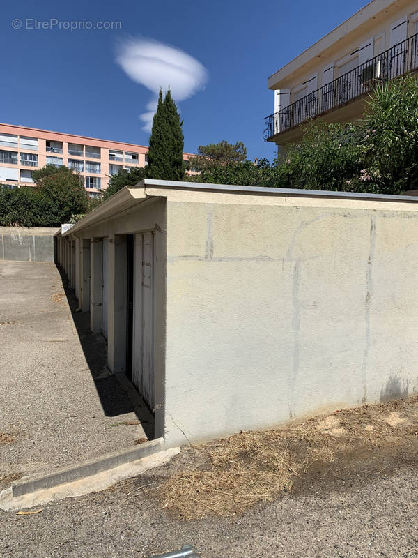 Parking à PERPIGNAN