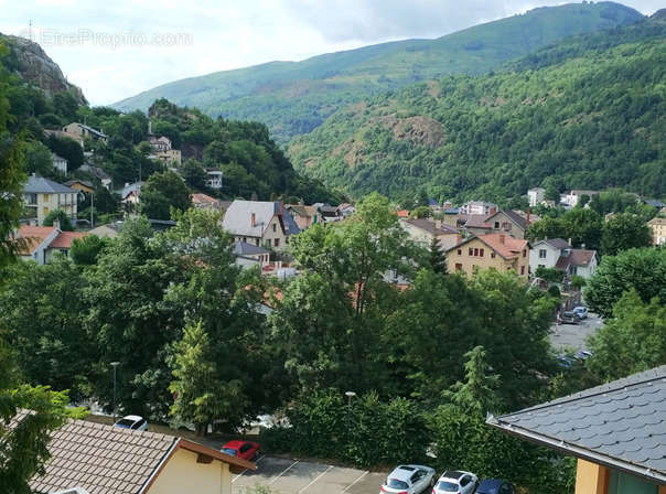 Appartement à AX-LES-THERMES