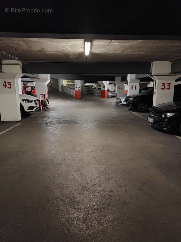 Parking à NICE