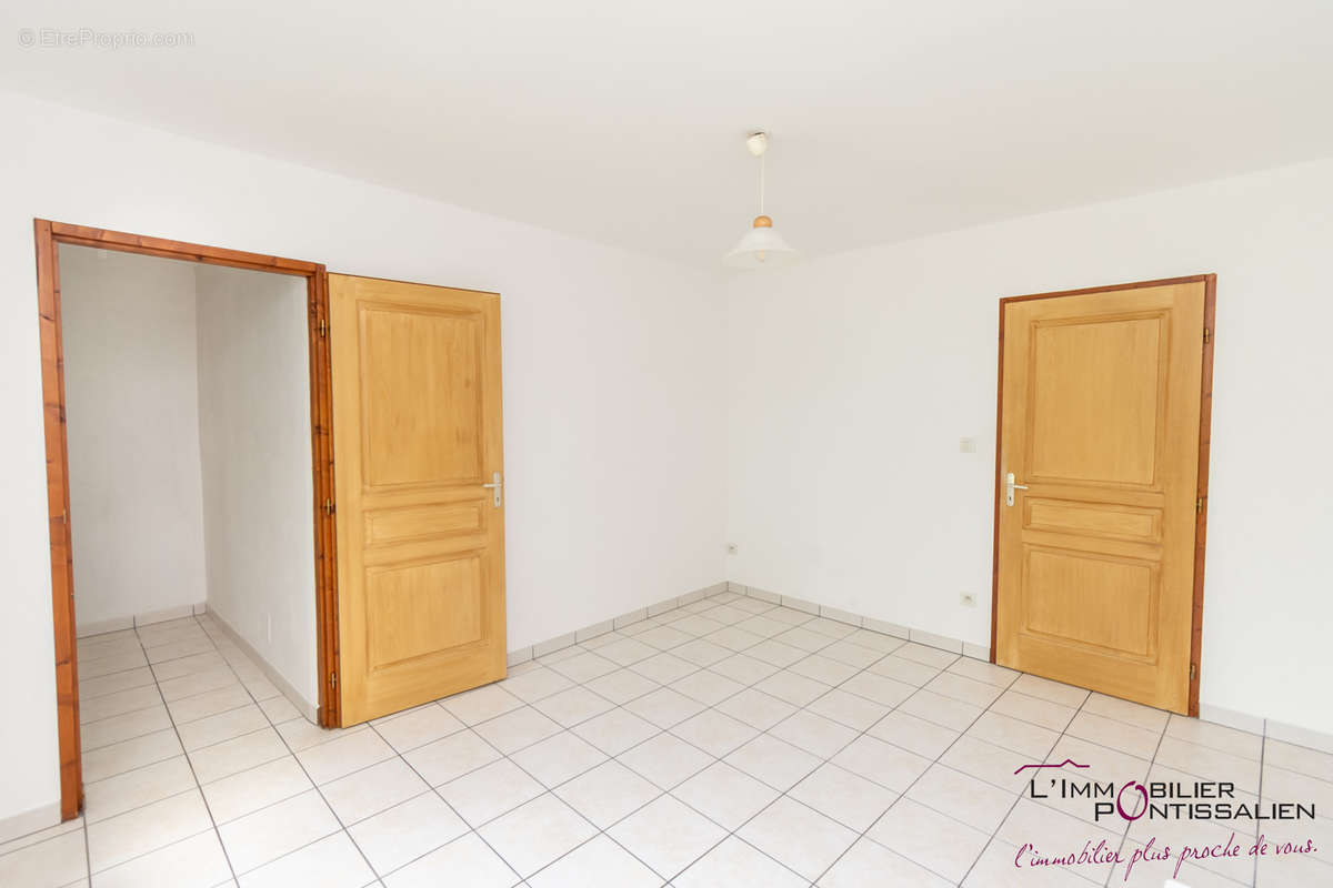 Appartement à BONNEVAUX