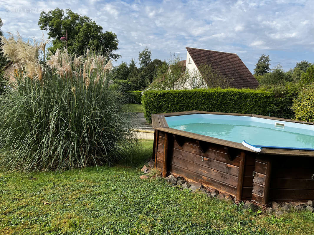 Maison à FRAHIER-ET-CHATEBIER