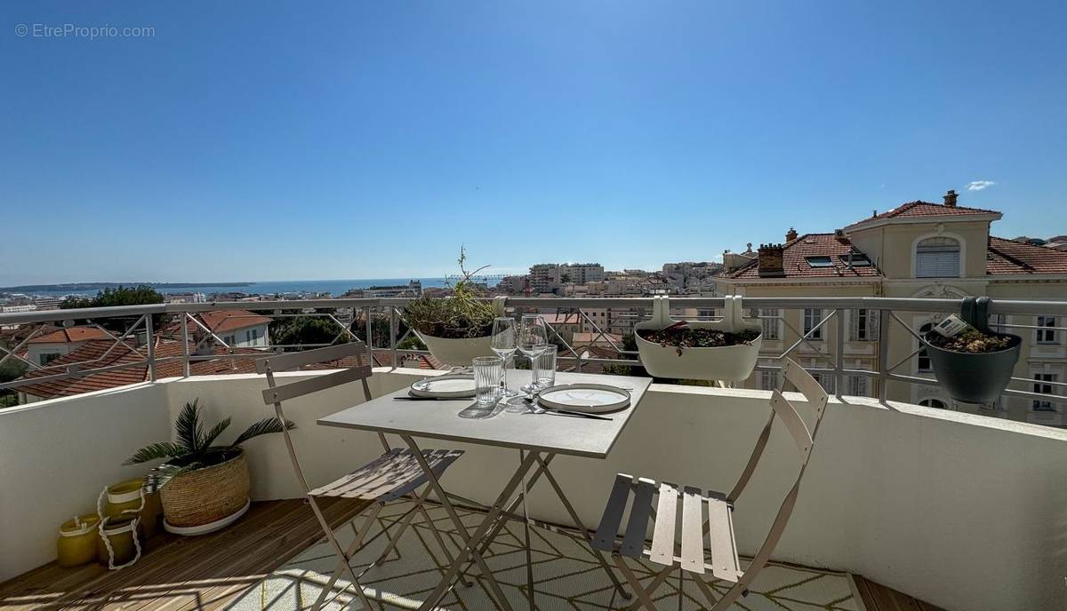 Appartement à CANNES