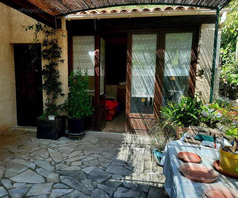 Maison à BAUDINARD-SUR-VERDON