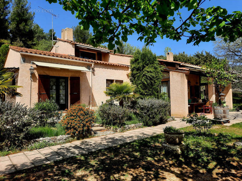 Maison à BAUDINARD-SUR-VERDON