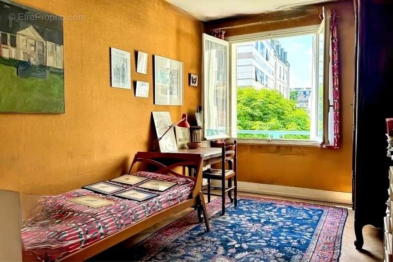 Appartement à PARIS-5E