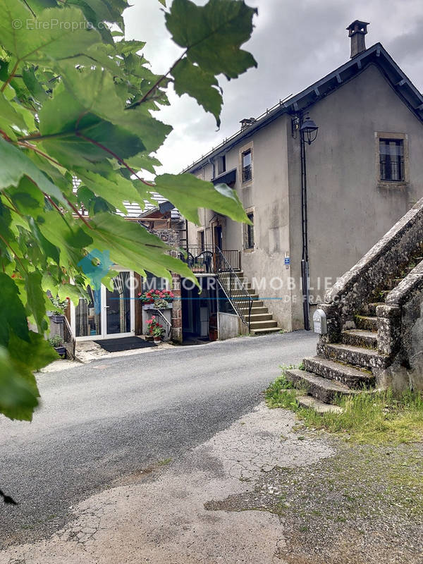 Maison à SAINT-SAUVEUR-CAMPRIEU