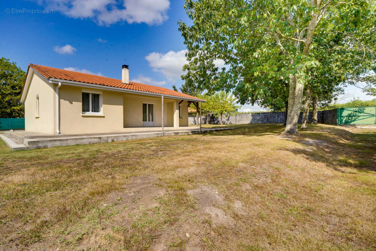 Maison à SAINT-CIERS-SUR-GIRONDE