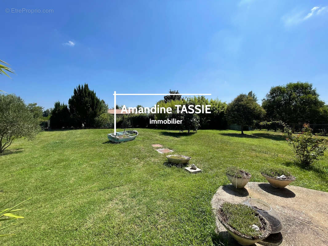 Maison à LABASTIDE-DE-LEVIS