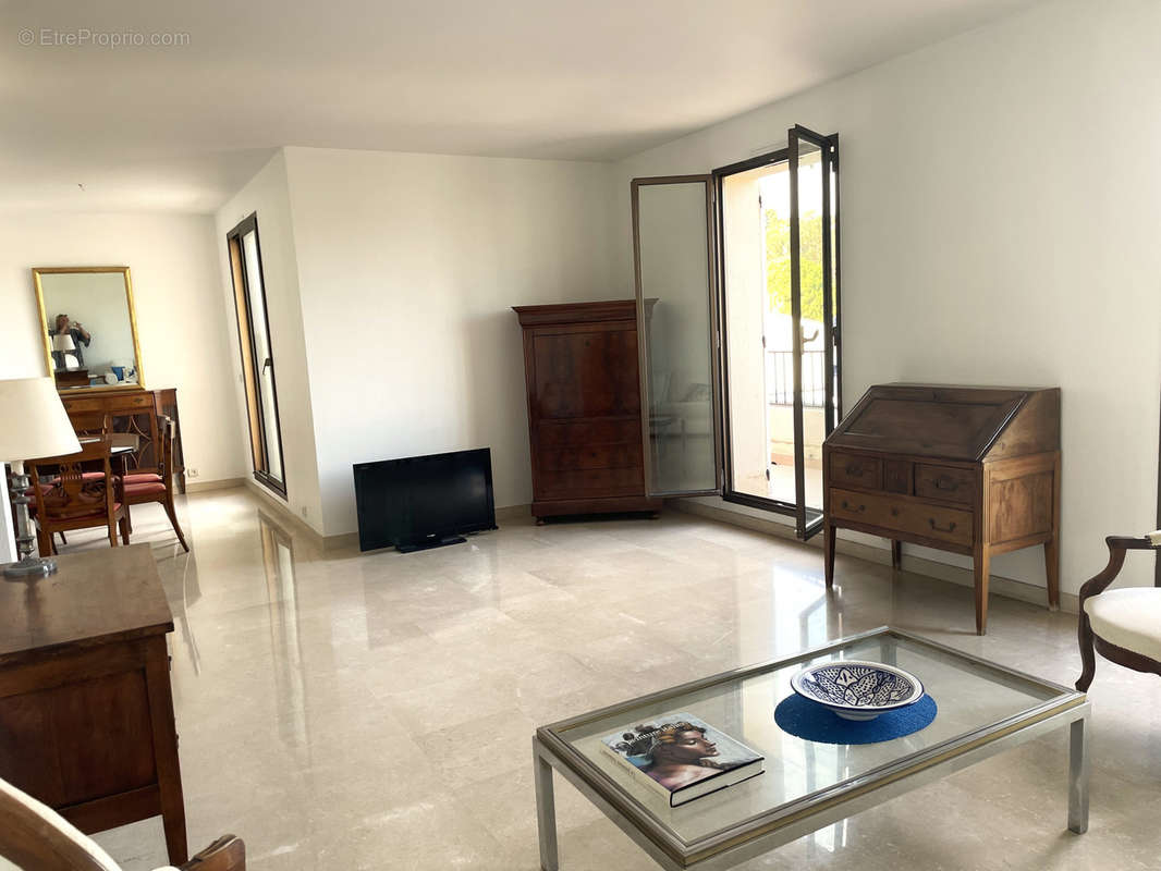 Appartement à VILLENEUVE-LOUBET