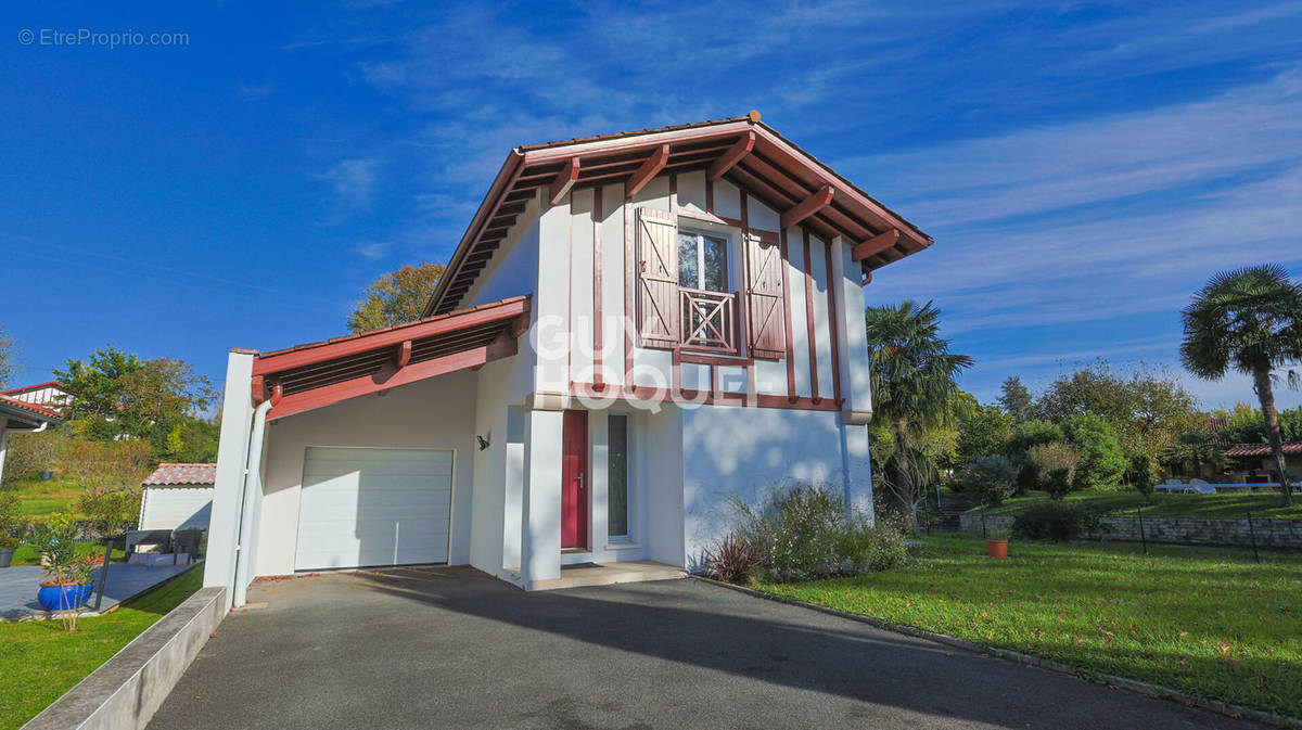 Maison à CAMBO-LES-BAINS