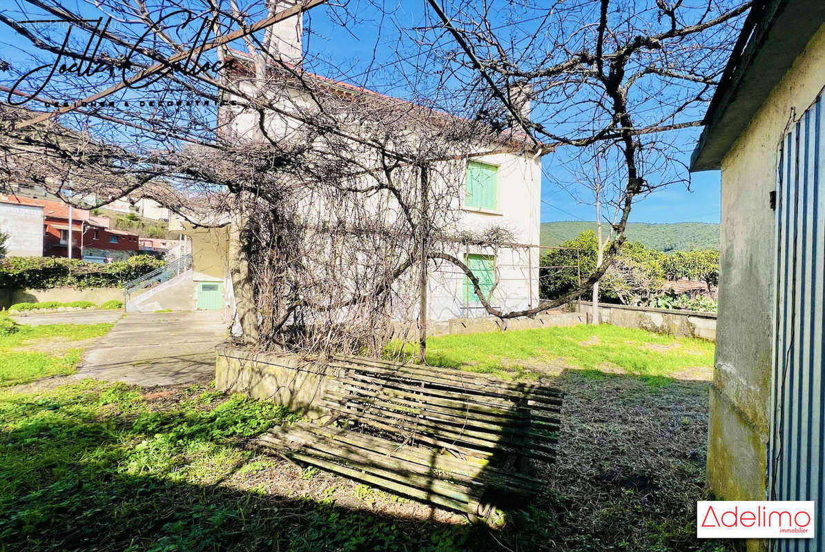 Maison à LES SALLES-DU-GARDON