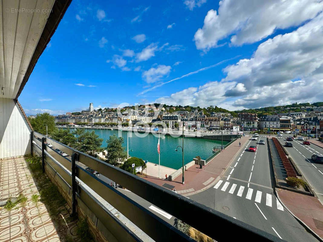 Appartement à DEAUVILLE