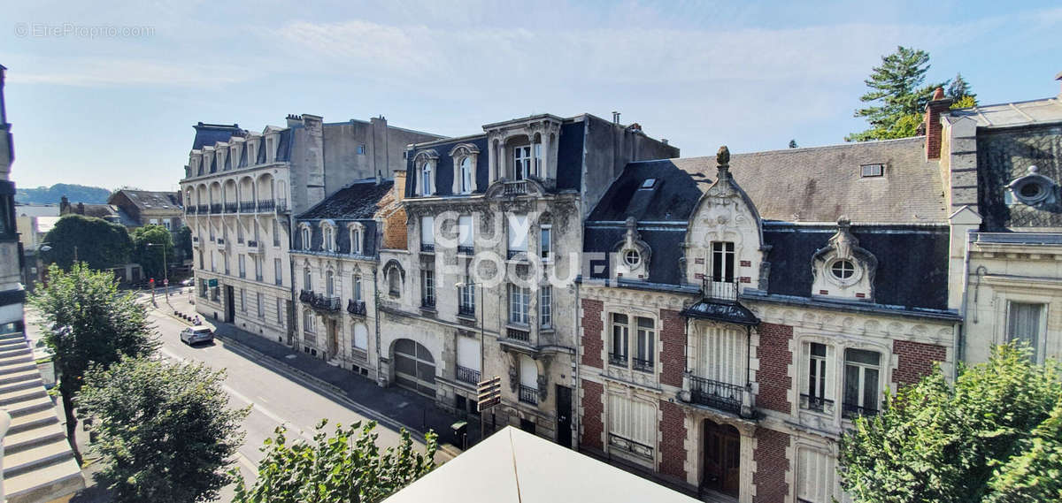 Appartement à CHARLEVILLE-MEZIERES