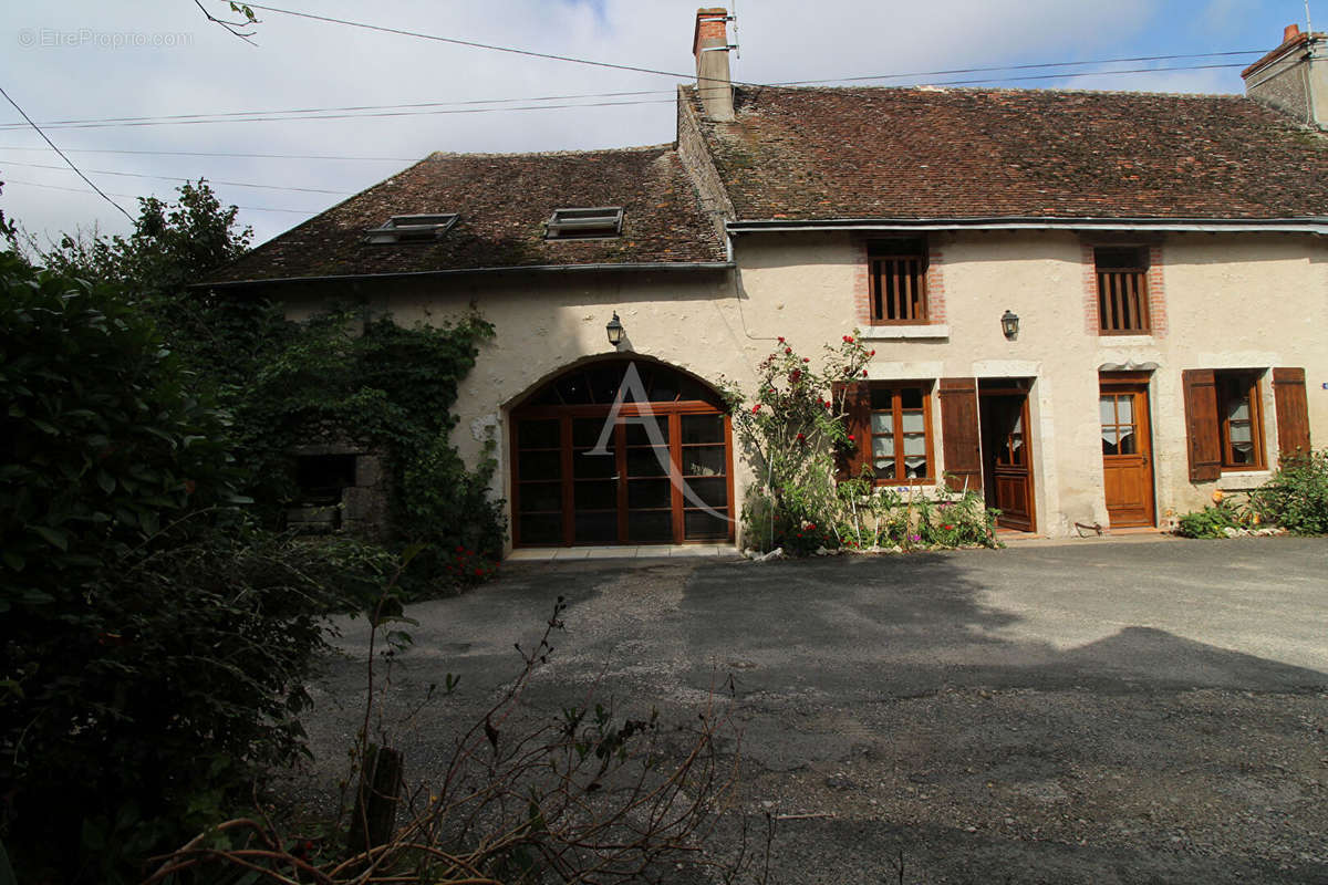 Maison à VINEUIL