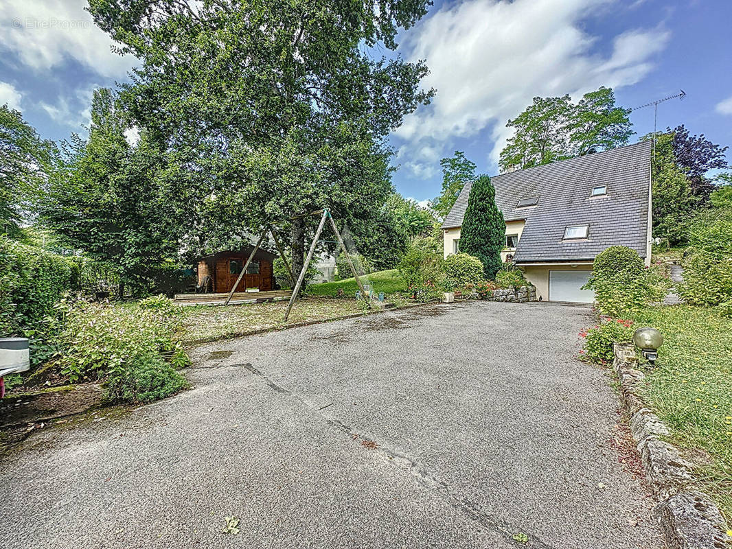 Maison à CONGIS-SUR-THEROUANNE