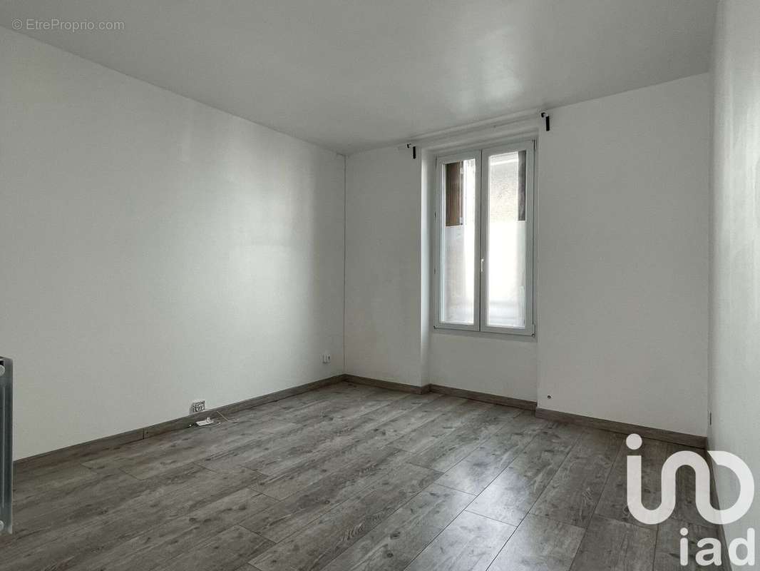 Photo 2 - Appartement à BEAUMONT-SUR-OISE