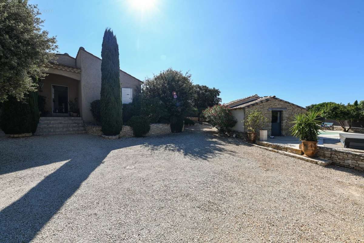 Maison à UZES