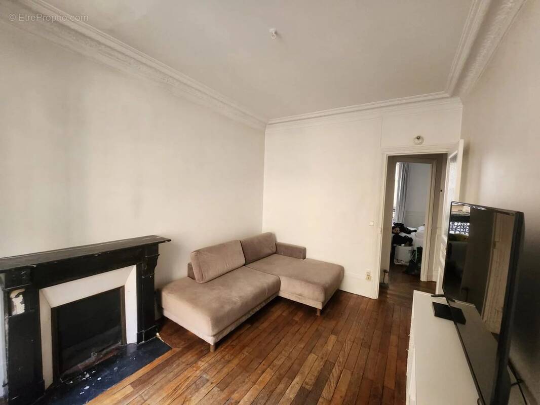 Appartement à PARIS-20E