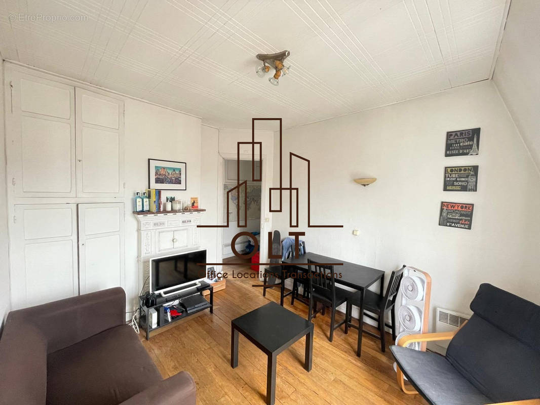 Appartement à LEVALLOIS-PERRET