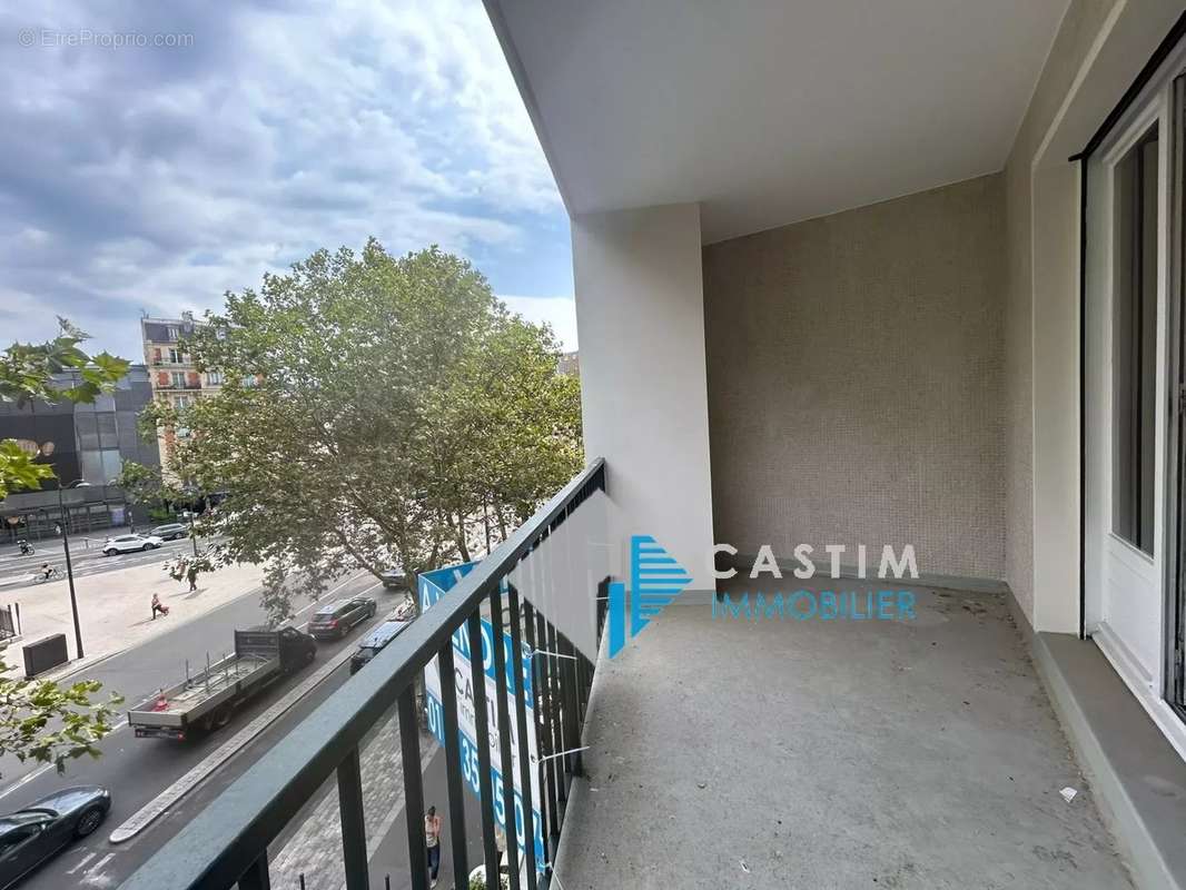 Appartement à PARIS-14E