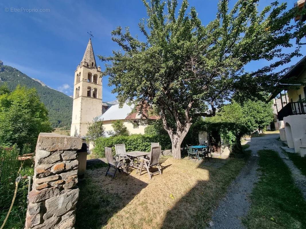 Appartement à LE MONETIER-LES-BAINS