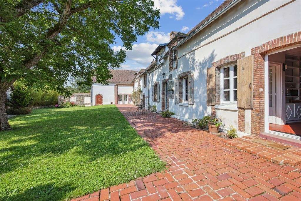 Maison à NOGENT-LE-ROI