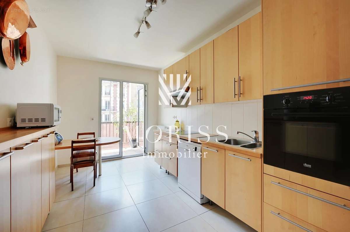 Appartement à PARIS-7E