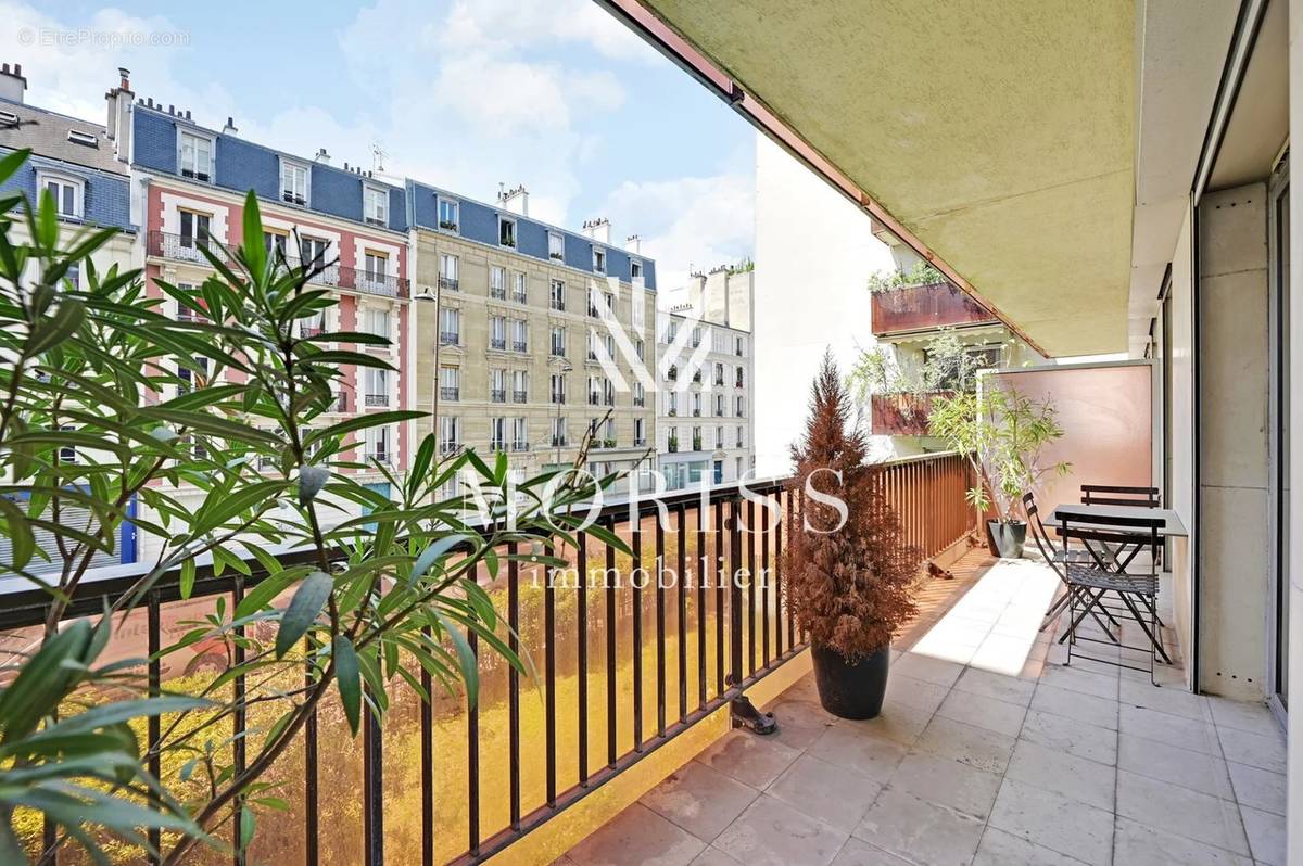 Appartement à PARIS-7E