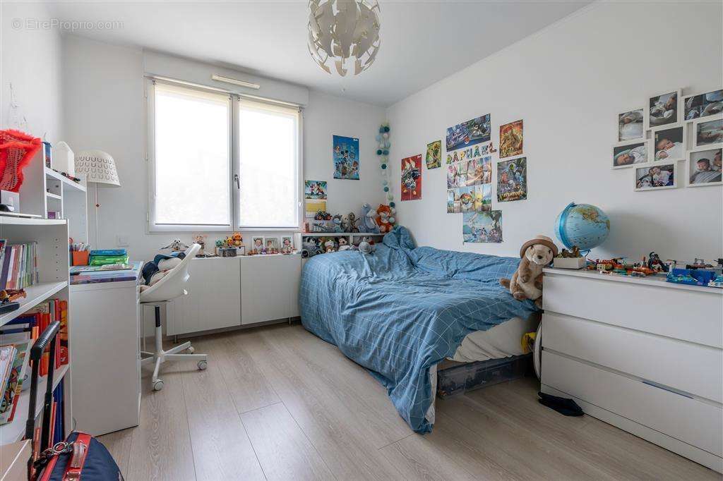 Appartement à LE PERREUX-SUR-MARNE