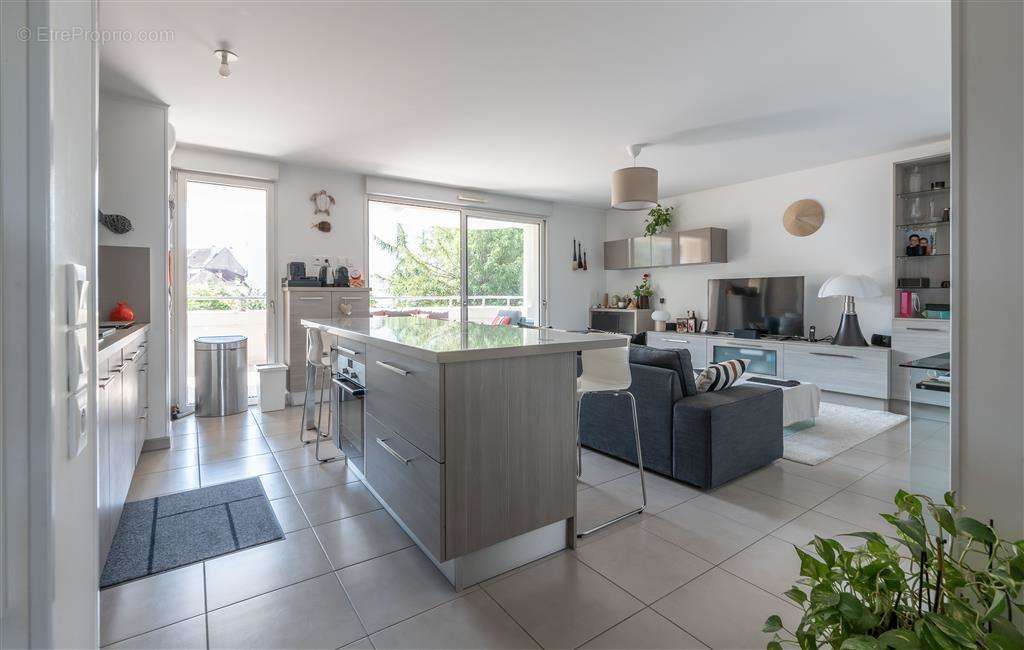 Appartement à LE PERREUX-SUR-MARNE