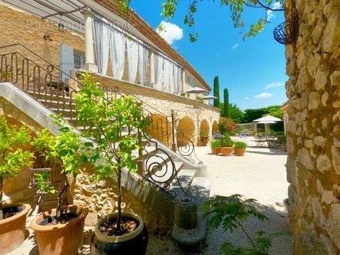 Maison à UZES