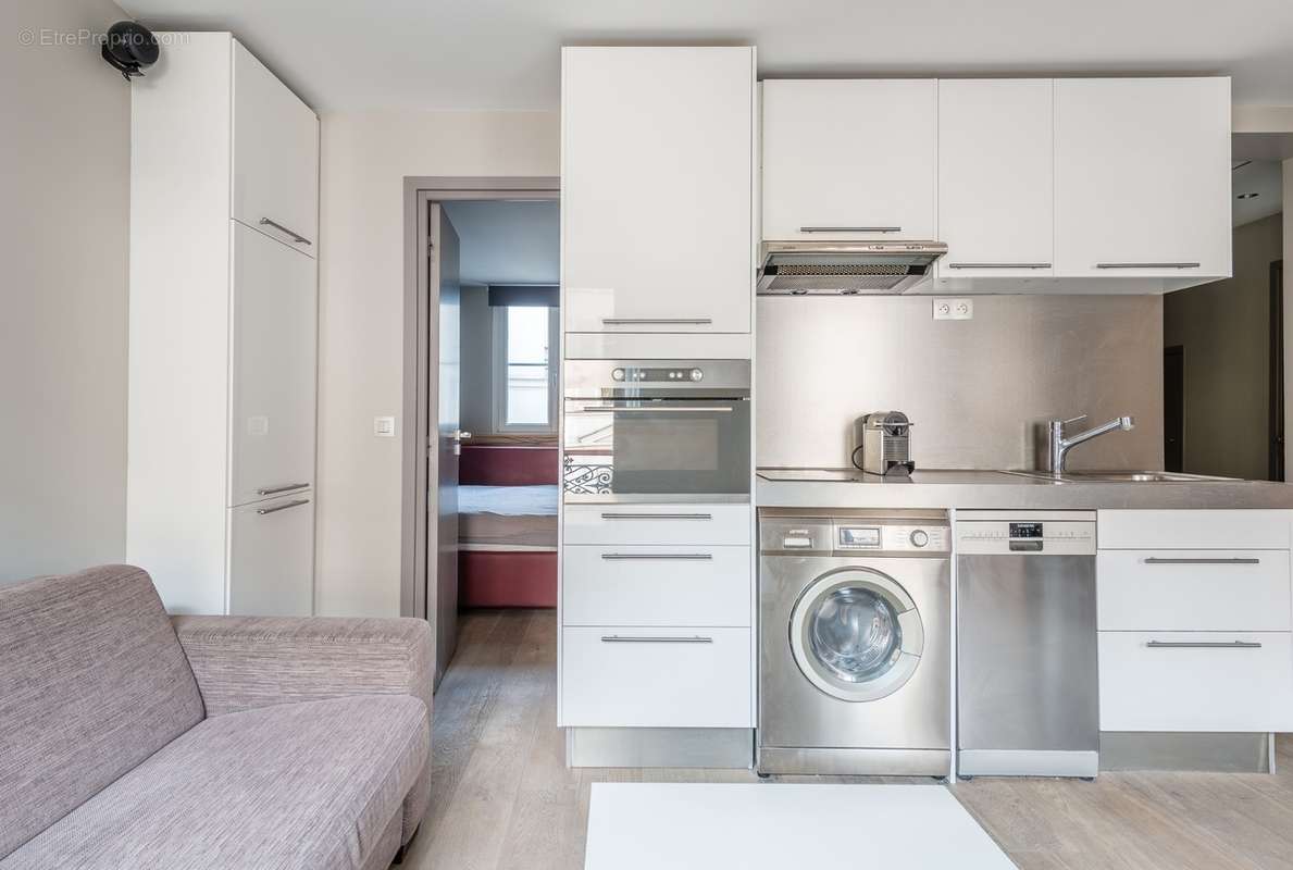 Appartement à PARIS-18E