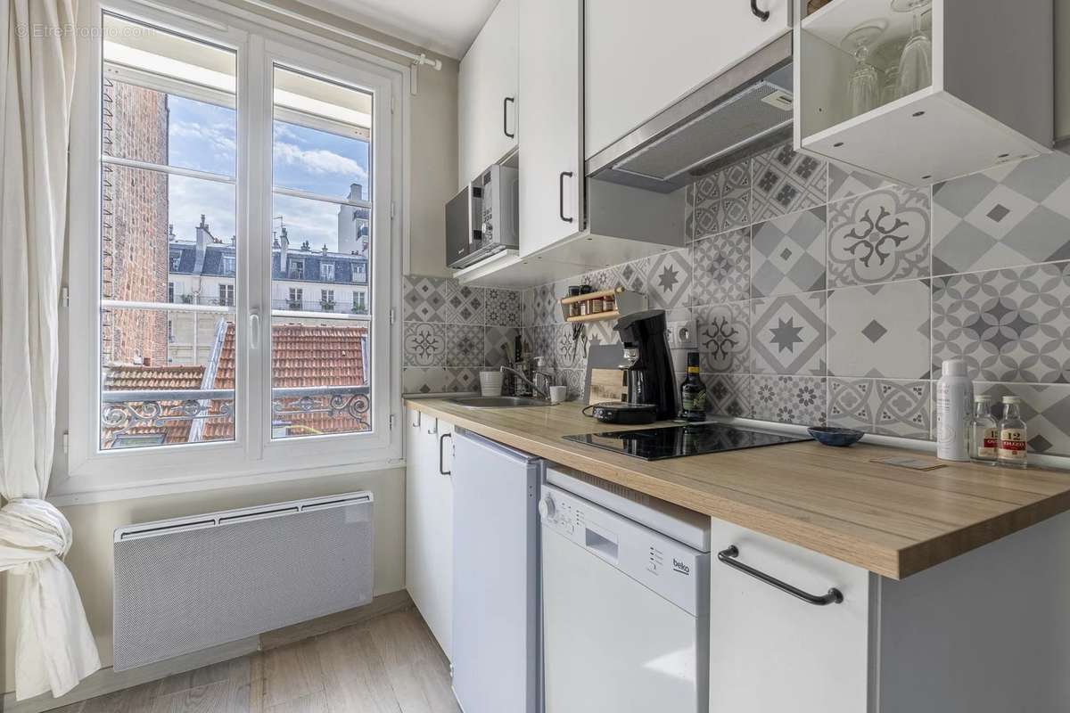 Appartement à PARIS-17E