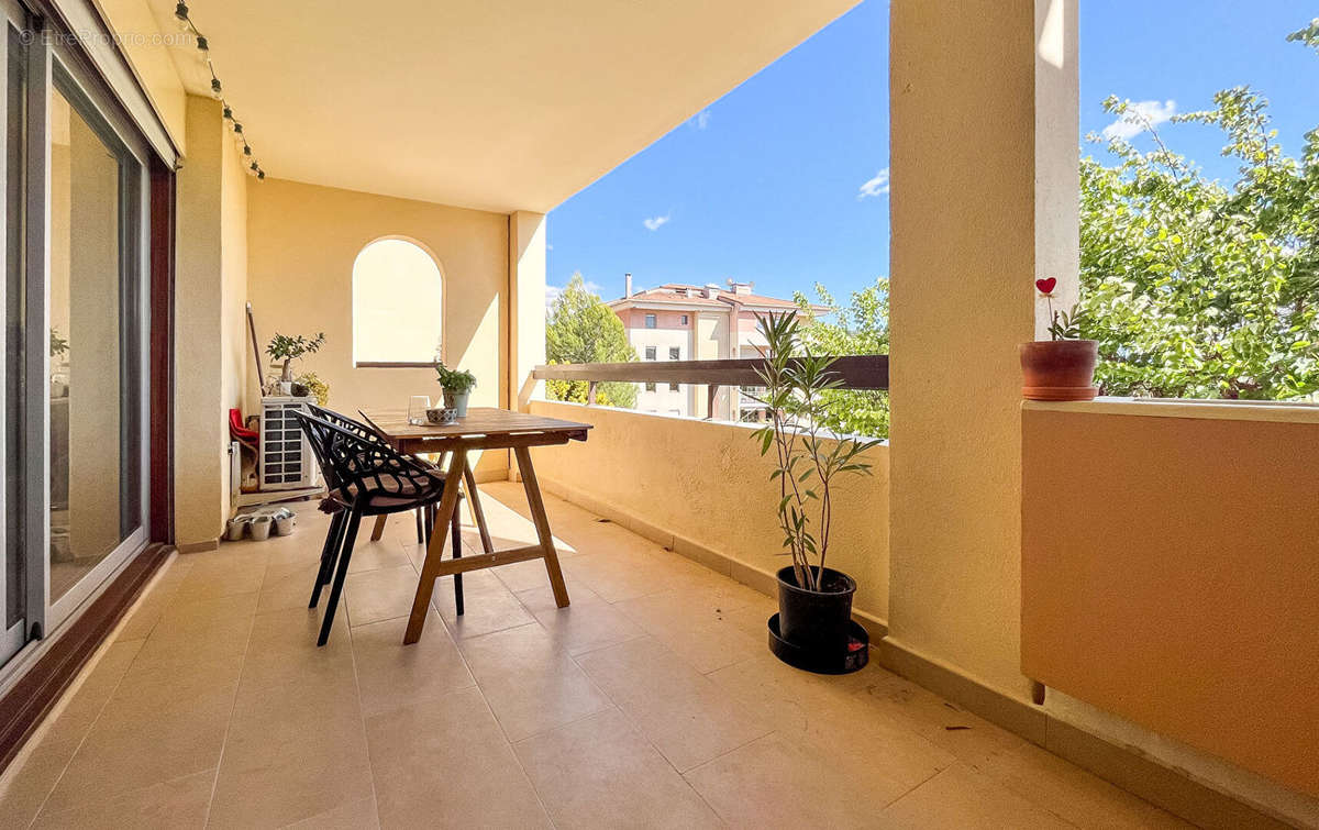 Appartement à AIX-EN-PROVENCE