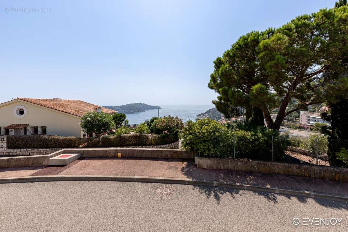 Appartement à VILLEFRANCHE-SUR-MER